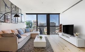Stylish & Spacious Nyc Style, Central Cbd 3Br Apt